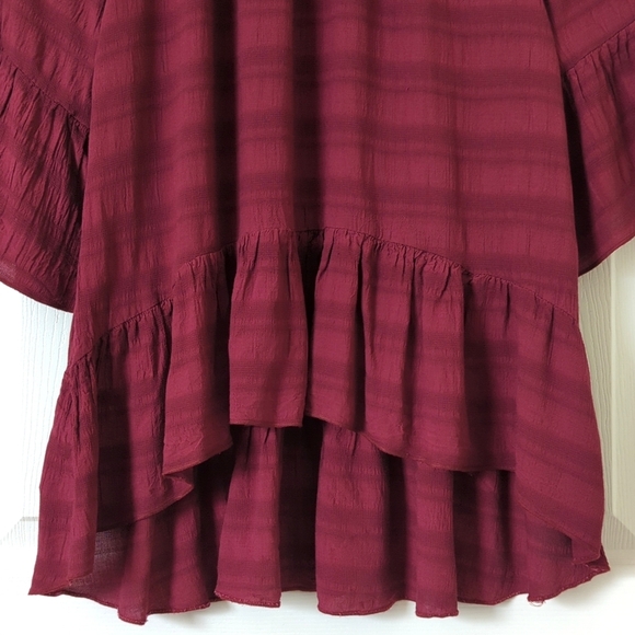 Neiman Marcus Jacquard Striped Off Shoulder Quarter Bell Sleeve Blouse Berry S - Picture 7 of 10